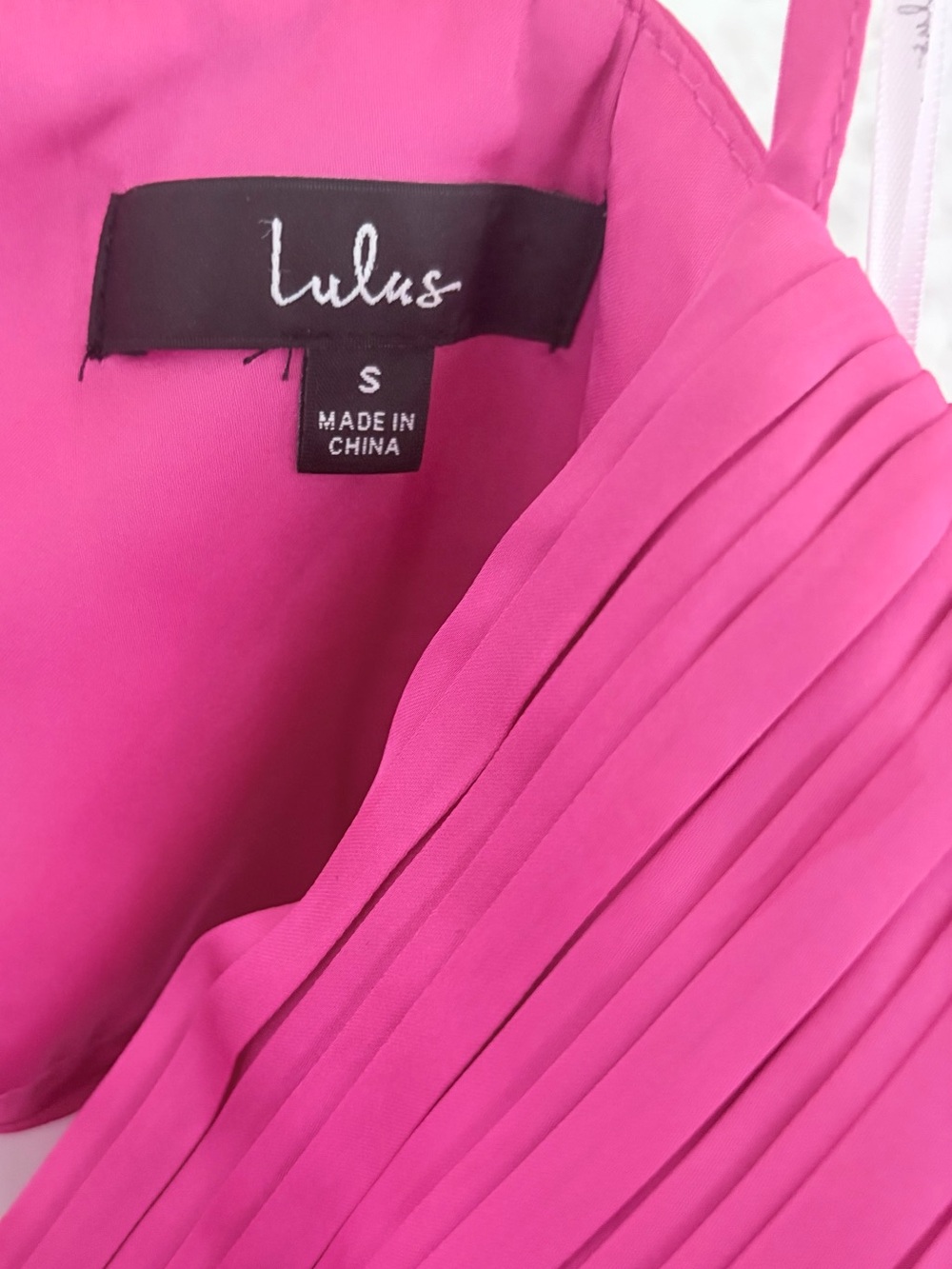Lulu’s Got the Glam Pink Pleated Cut out Maxi Dress NWOT Small - Picture 5 of 6